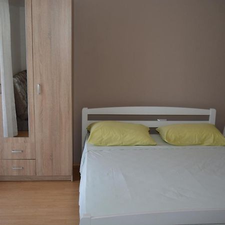 Apartmani Katica Kornić Buitenkant foto